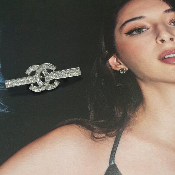 Metal Silver Crystals Brooch Pin Fashion Women Casual Formal Jewelry Gift - Picture 4 of 6